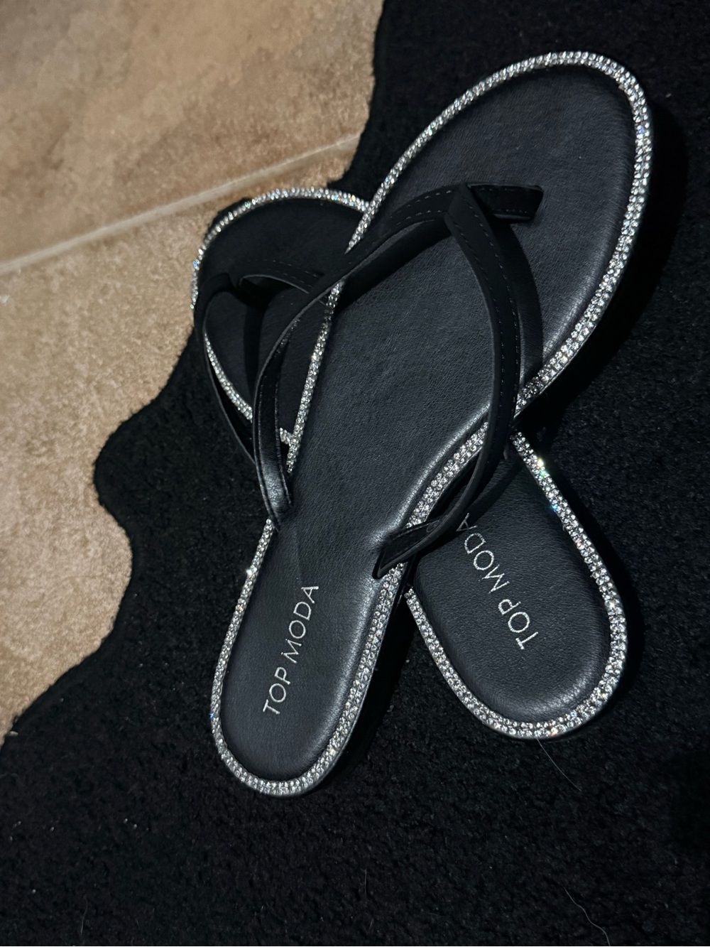 TOP Moda Black Rhinestone-Embellished Flip Sandals